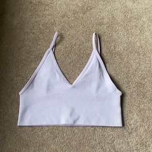 Medium sized purple crop tank barely worn and In good condition